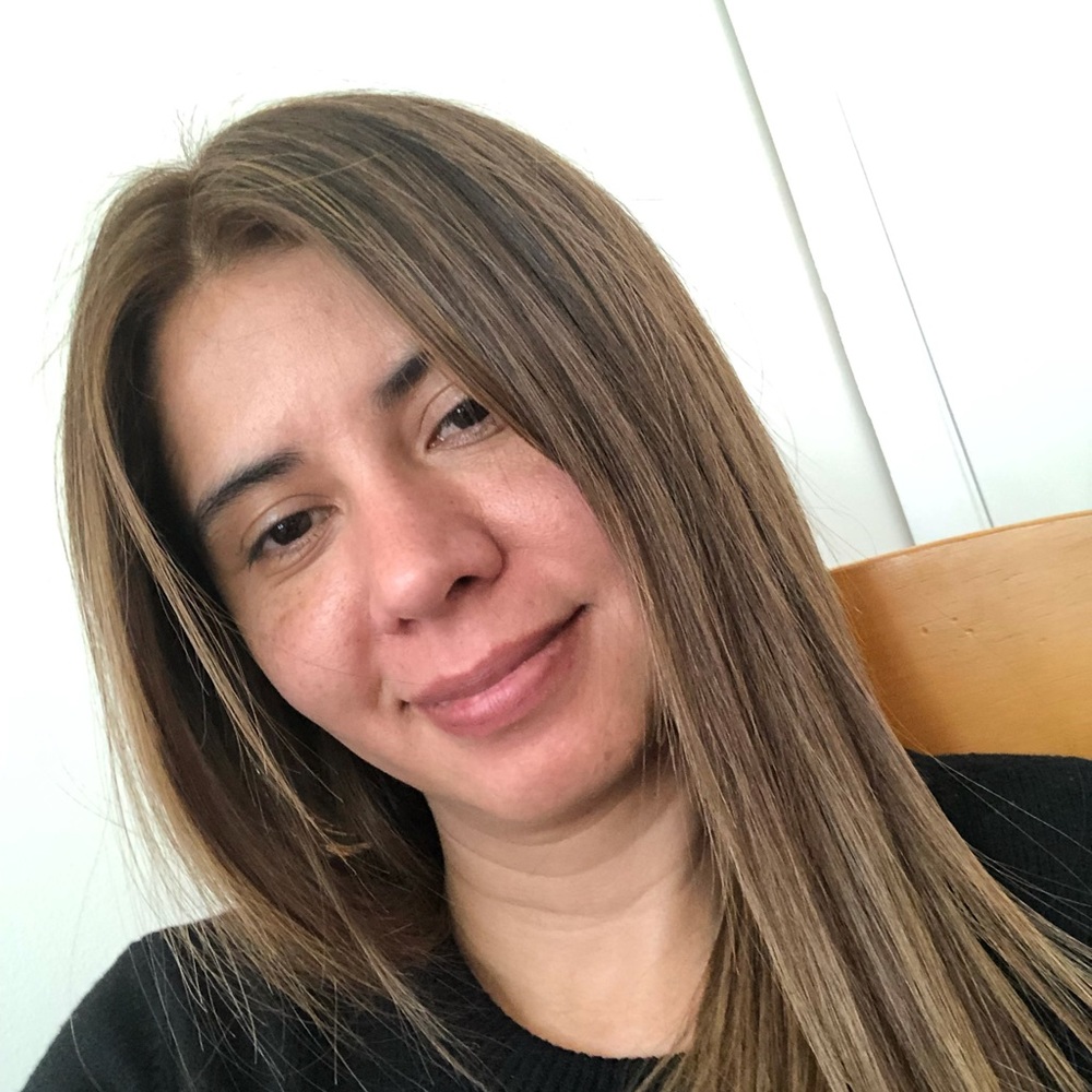 Meet your Posher, Ana